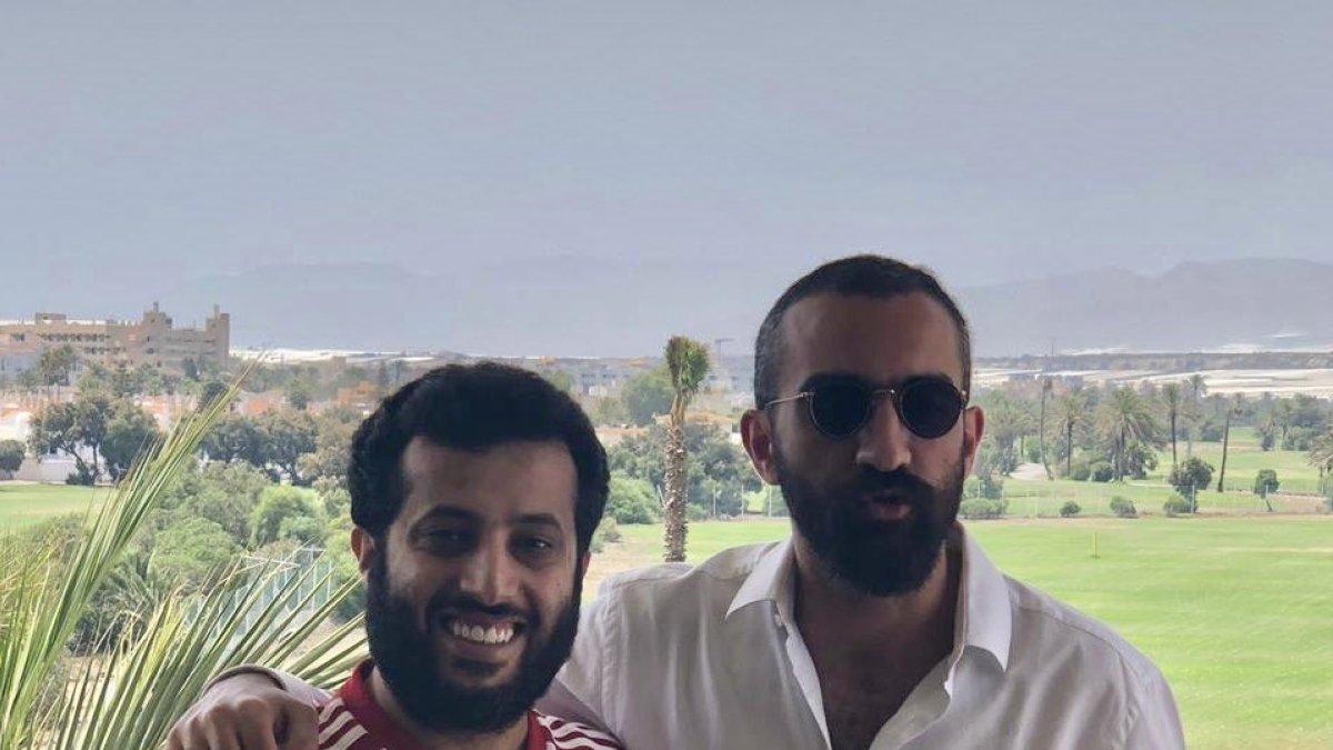 Turki Al-Sheikh con Mohamed el Assy, en el Hotel Golf Almerimar.