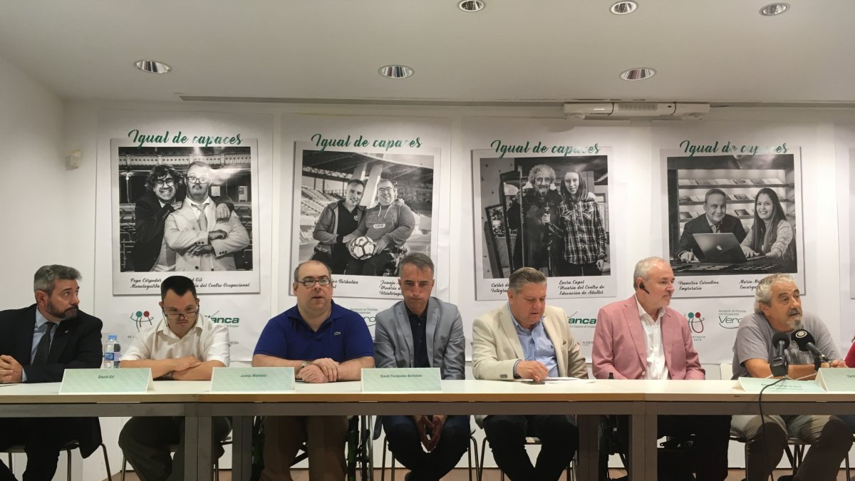 Miembros de distintas entidades públicas de Almería