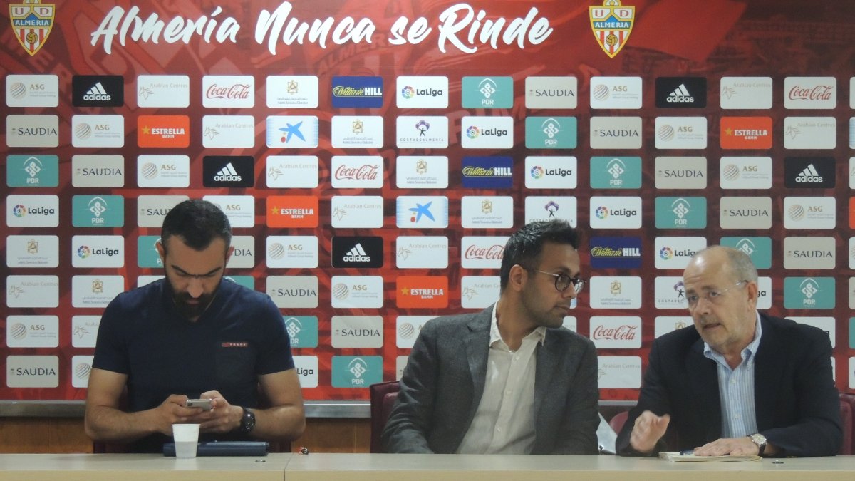 La Junta se ha celebrado en la sala de prensa del Estadio.