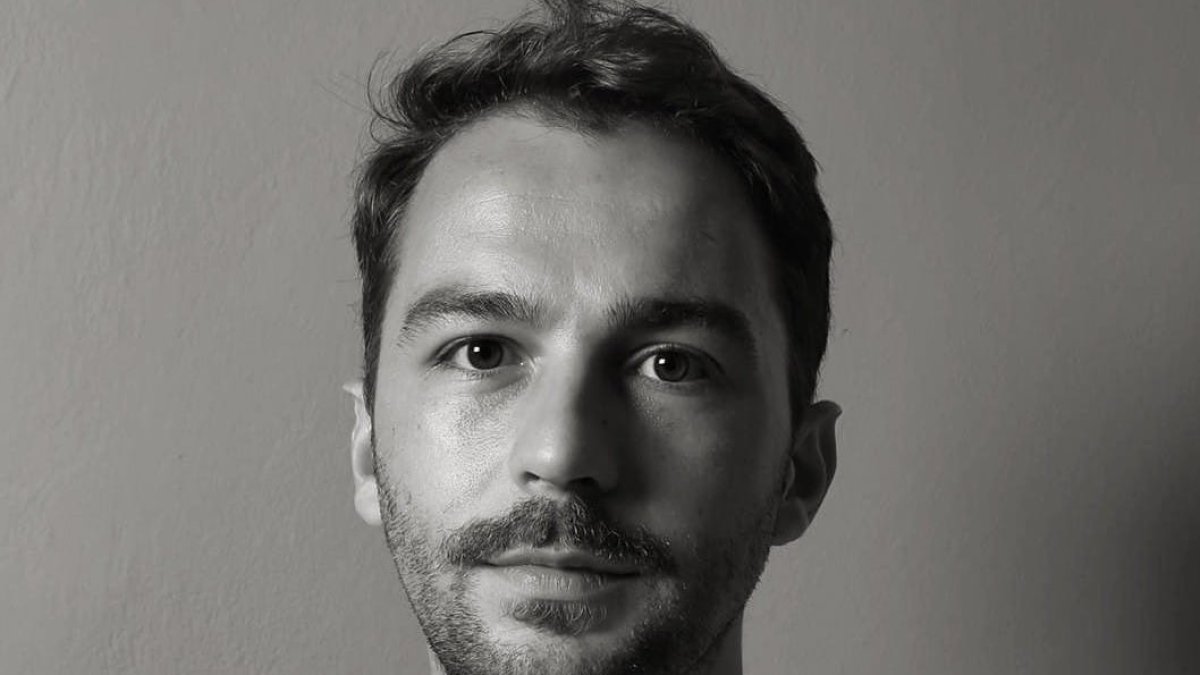 Rafael Laureano, cartelista de la Semana Santa de Almería de 2020.