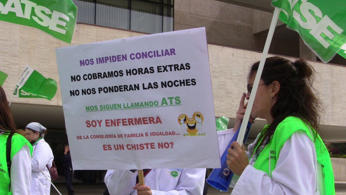 Enfermeras durante una protesta por sus condiciones laborales.