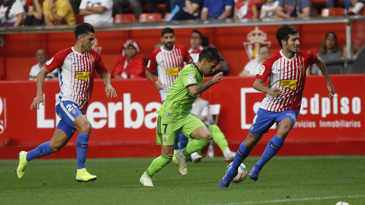 Gaspar demostró en Gijón estar en un buen momento de forma y podría repetir en el once.