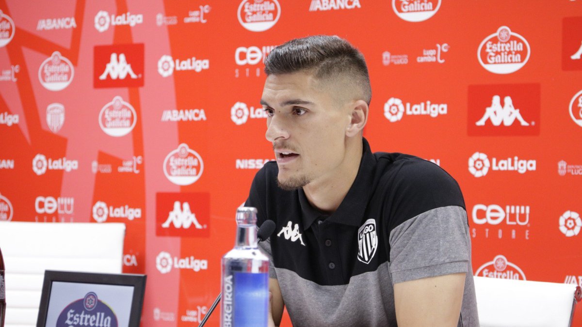 Ander Cantero en rueda de prensa.