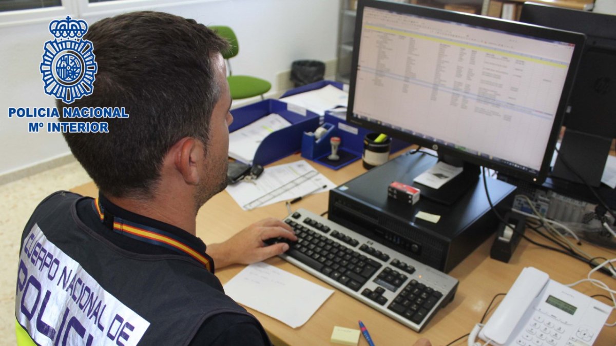 La Policía Nacional destapa a una \'empresa fantasma\'.
