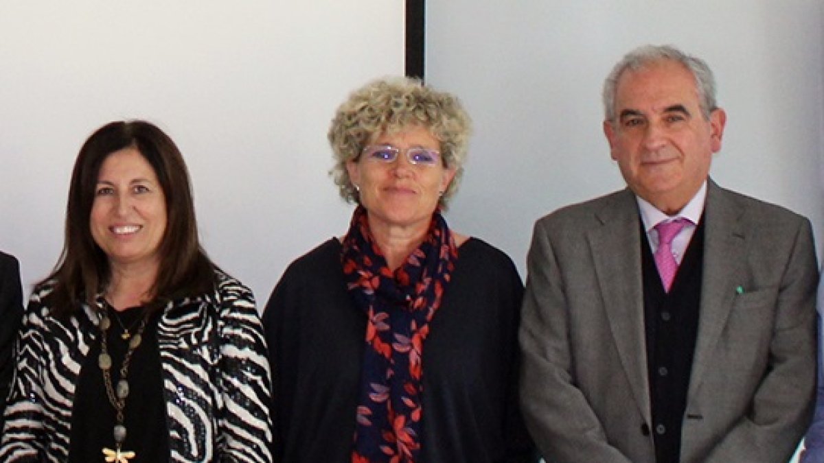 A ambos lados de la foto, Trini Cabeo y Alfredo Sánchez, exdirectores del PITA.