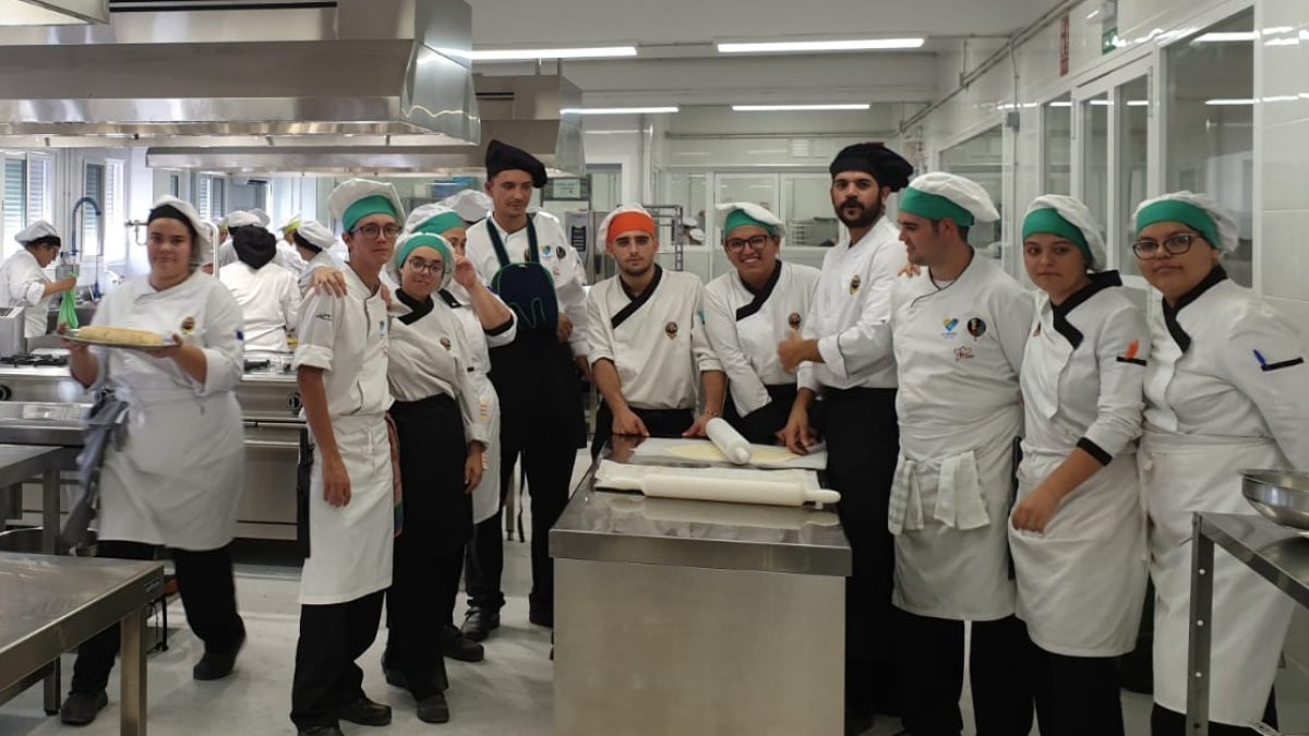 La Escuela de Hostelería abrirá ya su nuevo comedor.