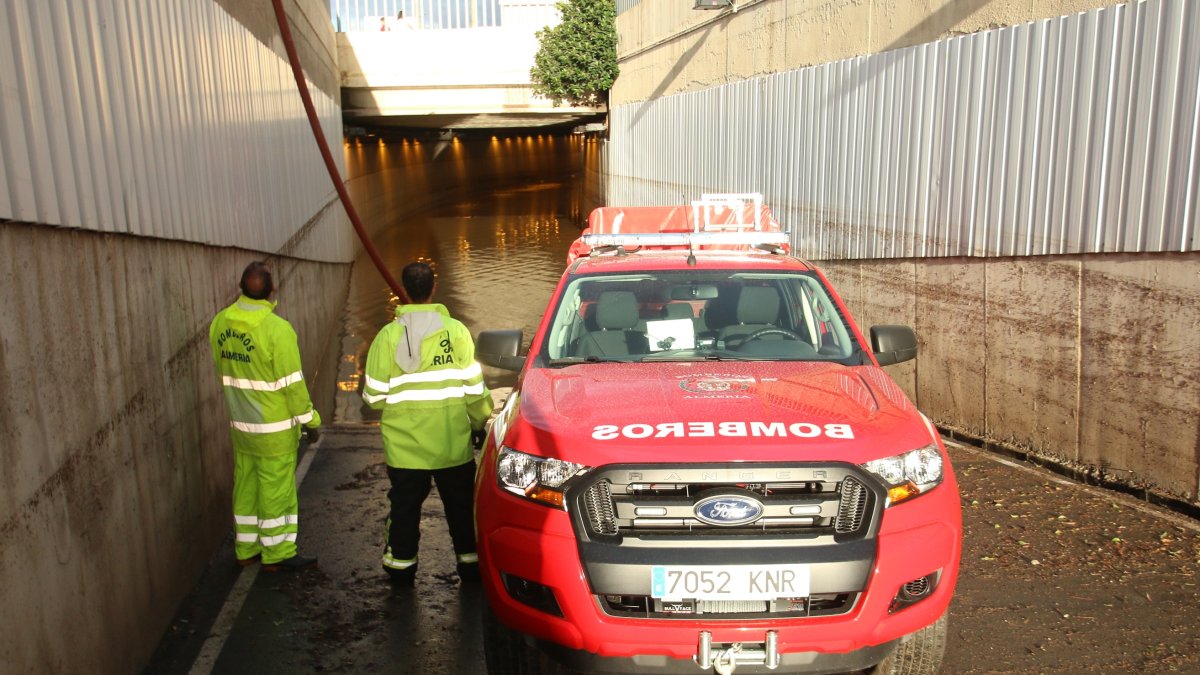 Labores de rescate del cuerpo.