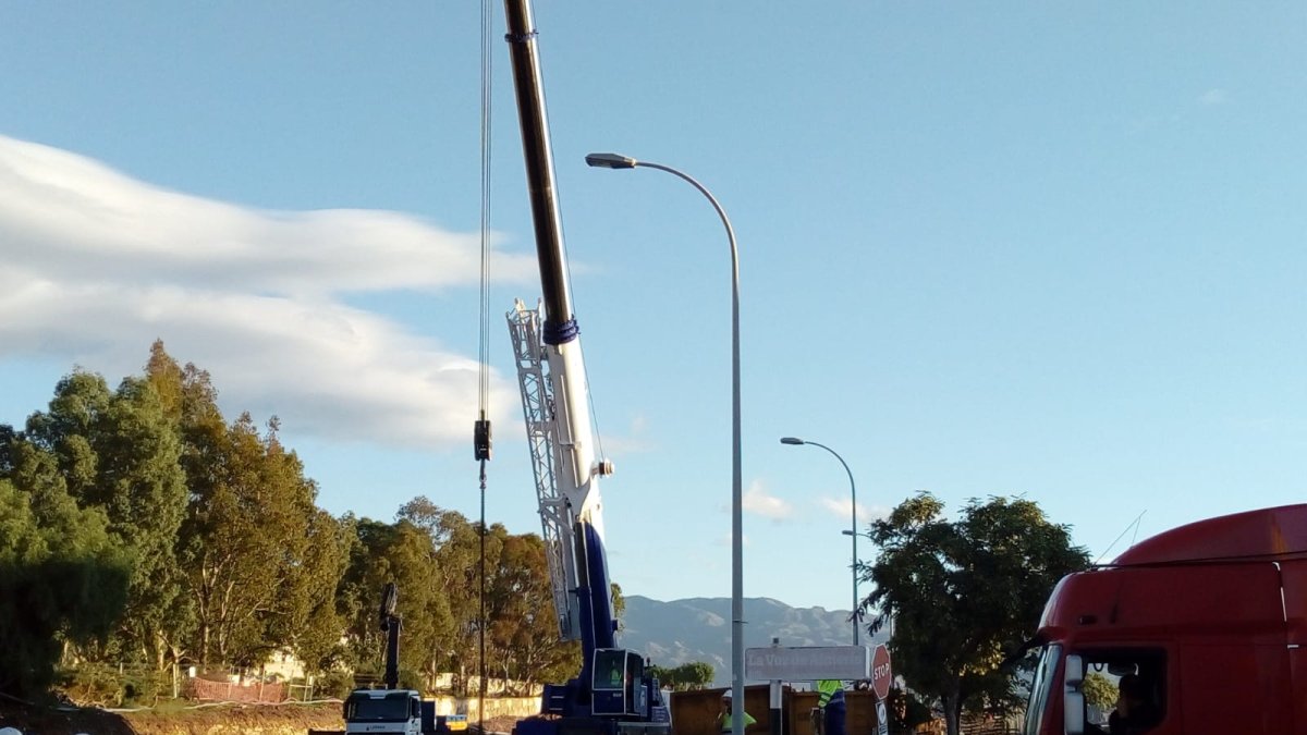 Llegada de la maquinaria hasta Almería