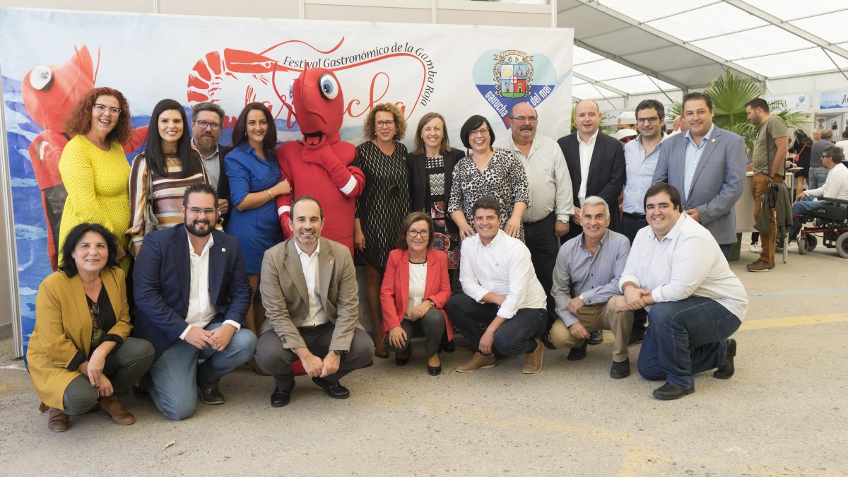 El II Festival de Gamba Roja de Garrucha ha tenido una importante afluencia de visitantes.