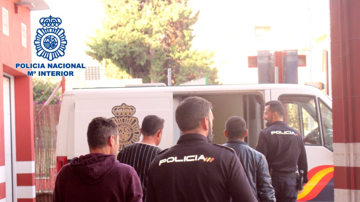 Cuatro detenciones en un mes por robos.