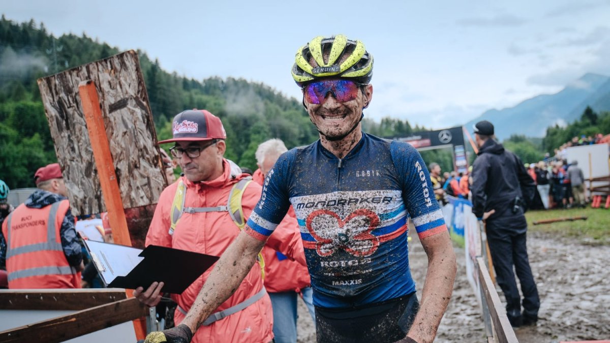 Sintsov continuará ligado al Primaflor Mondraker Rotor.