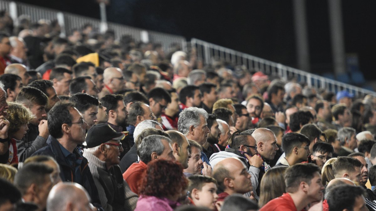 La afición se sigue enganchando al Almería.