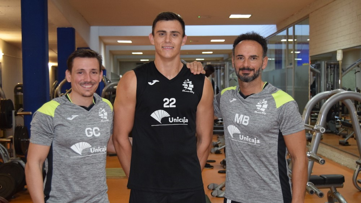 Protagonistas de la presentación del partido.