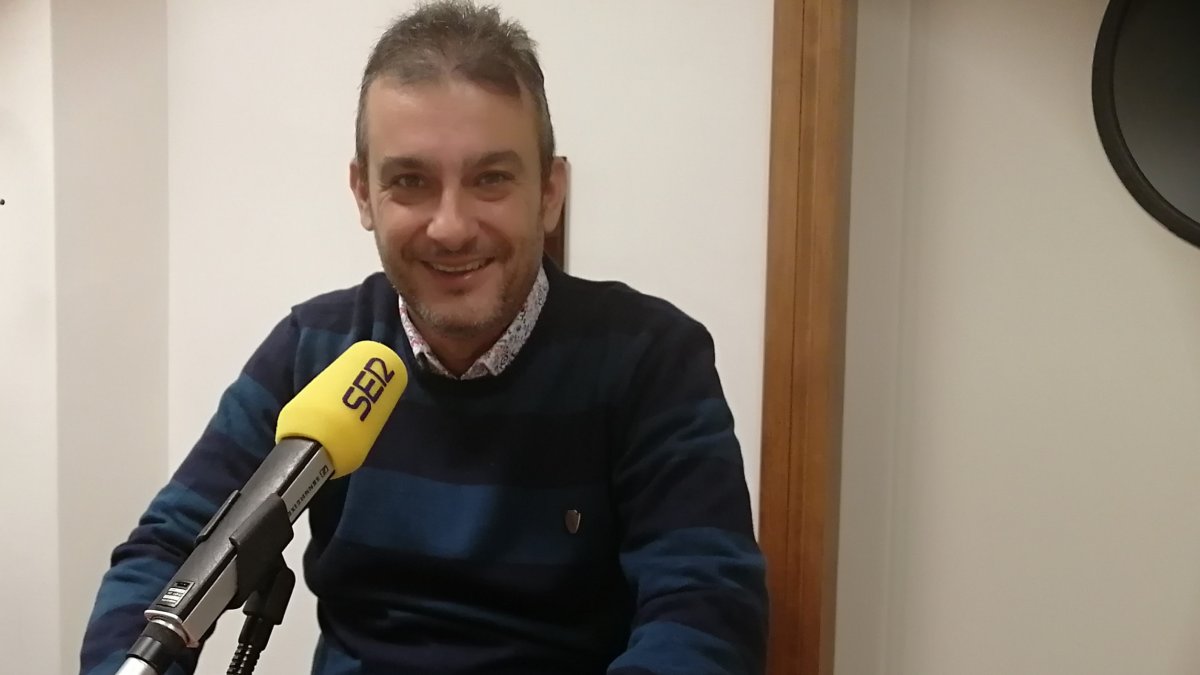 Isra Polo salió preocupado con este Almería.