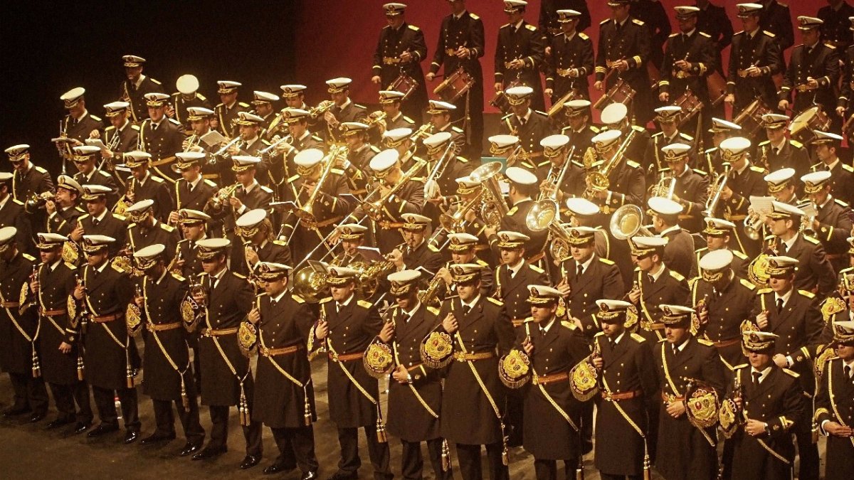 Tres Caídas, de Triana en el Certamen de Roquetas.
