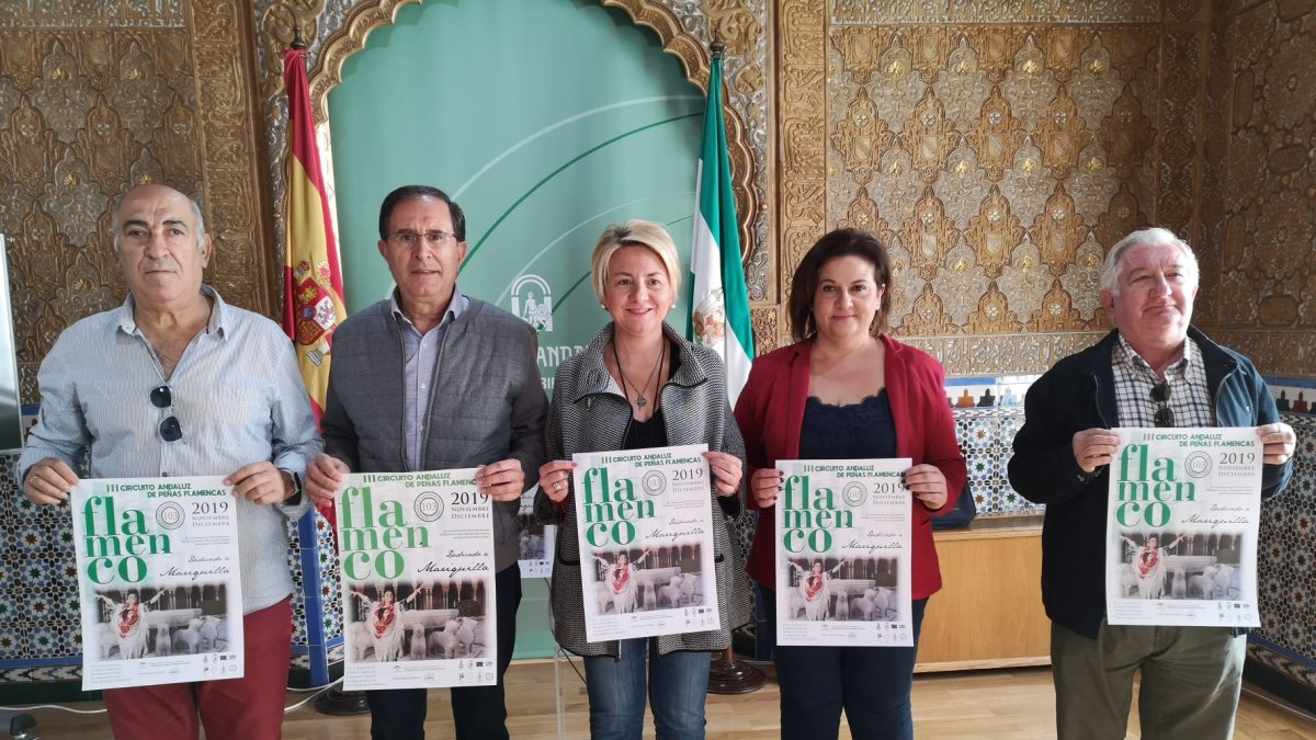 Imagen de los representantes de las instituciones.