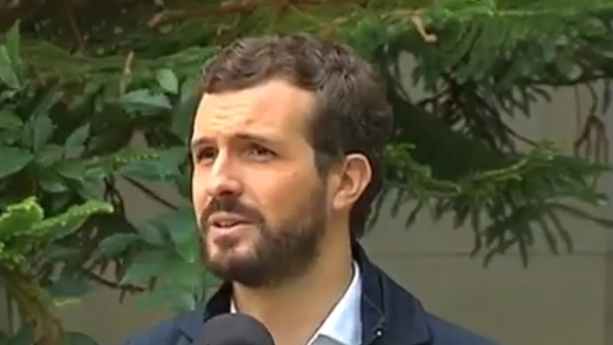 Pablo Casado durante las declaraciones dadas después de ejercer su derecho a voto.