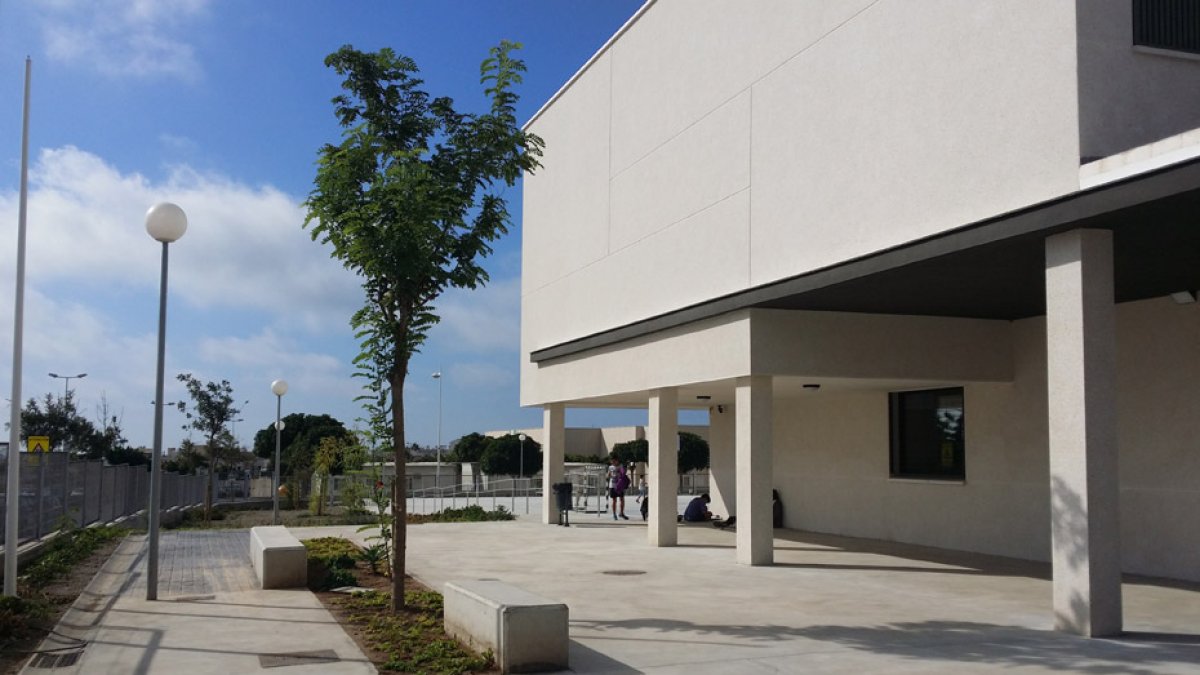 El IES Retamar queda un día de la semana sin auxiliar administrativo.