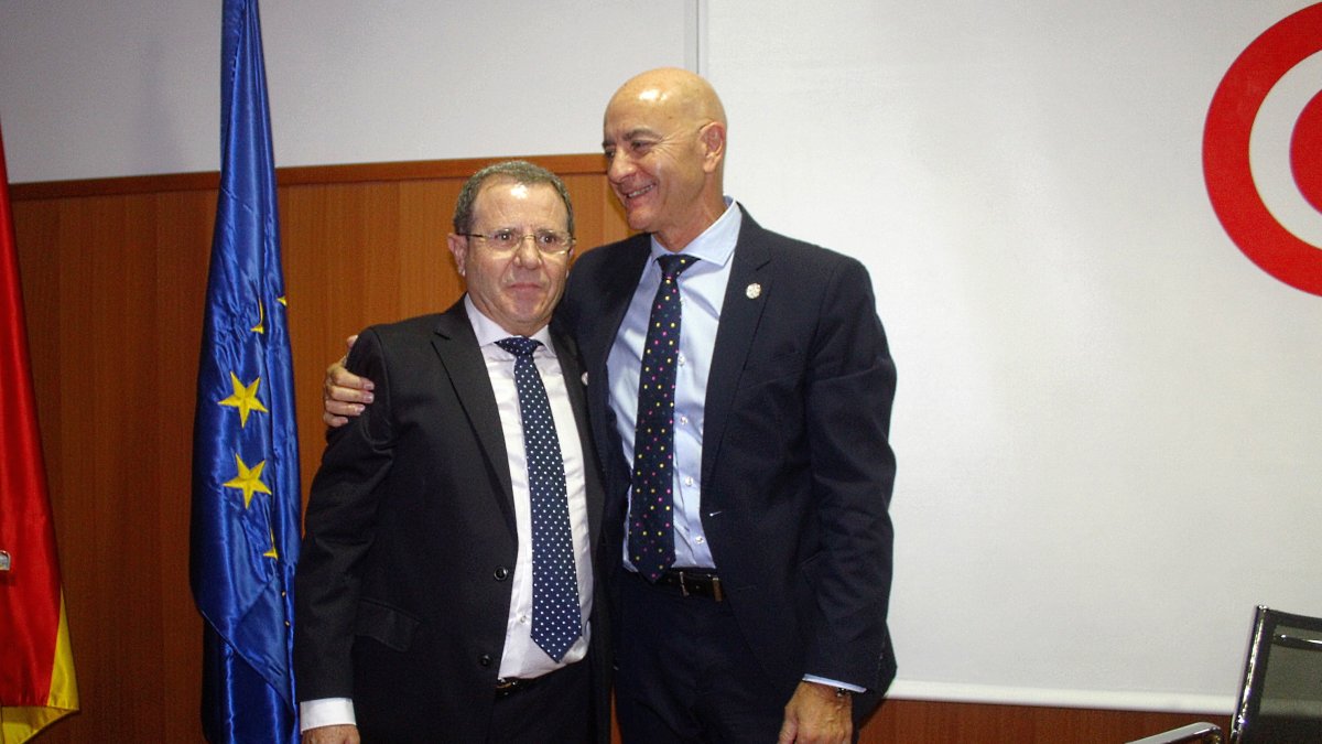 Jerónimo Parra y Diego Martínez, ayer, en la Cámara de Comercio.