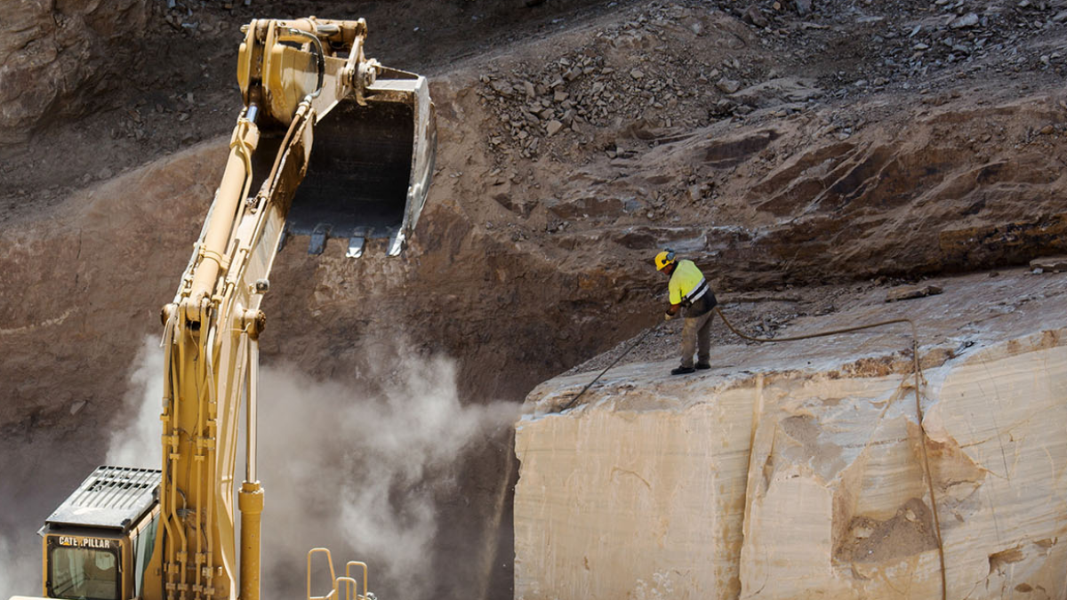 Las ventas de piedra almeriense se han cuadruplicado en la última década. Turismo Macael