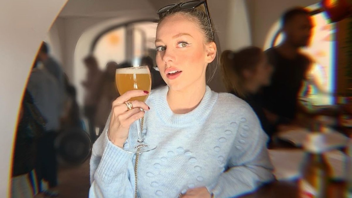 Ester Expósito en el Hotel Cortijo El Paraíso, en Los Escullos, en una imagen en su perfil de Instagram.