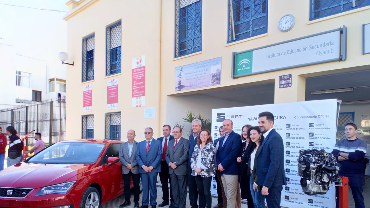 Seat León donado por Navarro Segura S.L.