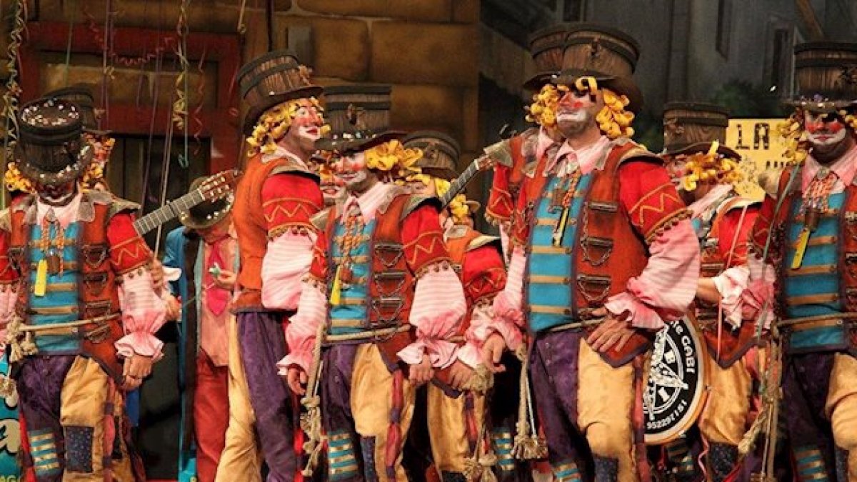 La oferta de Onda Cádiz Tv gana a la de Canal Sur para retransmitir el concurso del Falla.