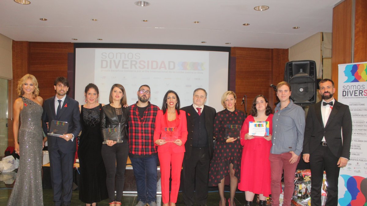 Galardonados junto al presidente de Colega Almería, Antonio Ferre.