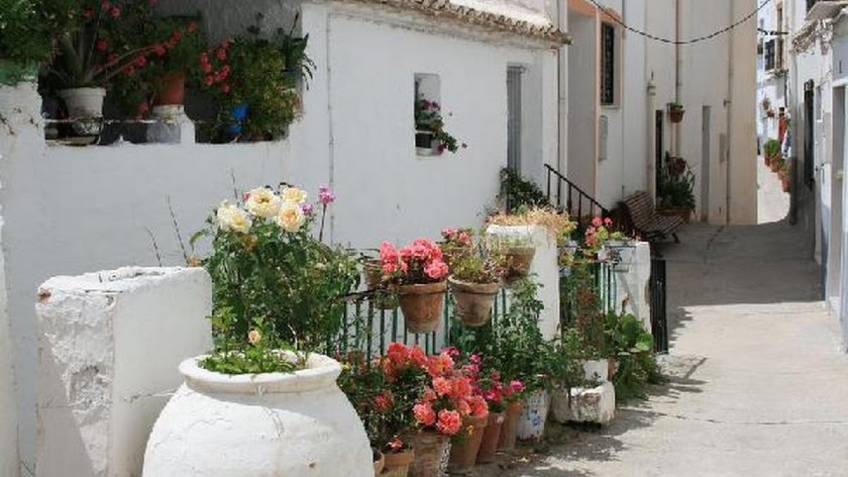 Imagen de una de las típicas calles de Serón.