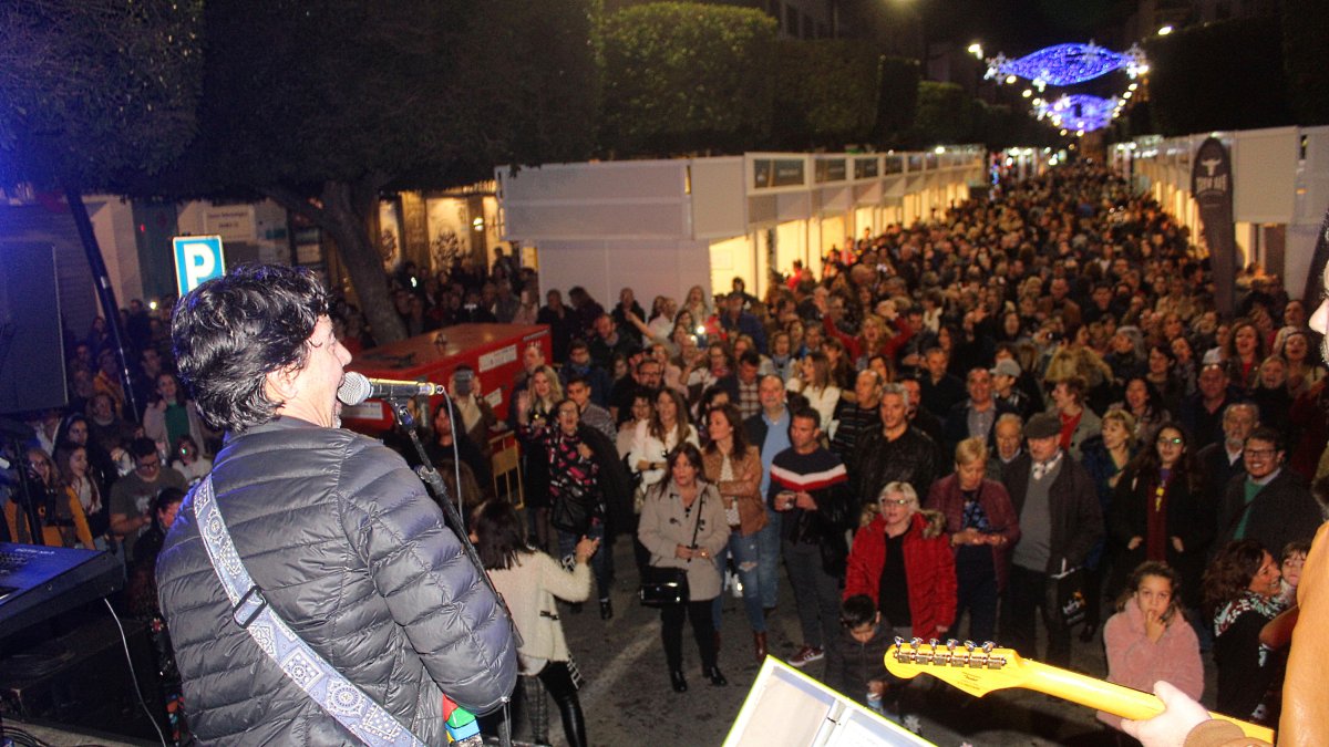 El Paseo se llenó en la segunda jornada de Sabores Almería con las distintas actividades programadas.