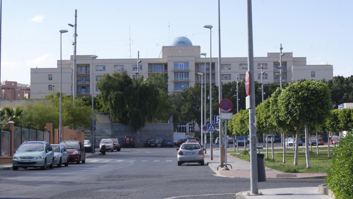 La Bola Azul abrirá por las tardes y será reforzada.