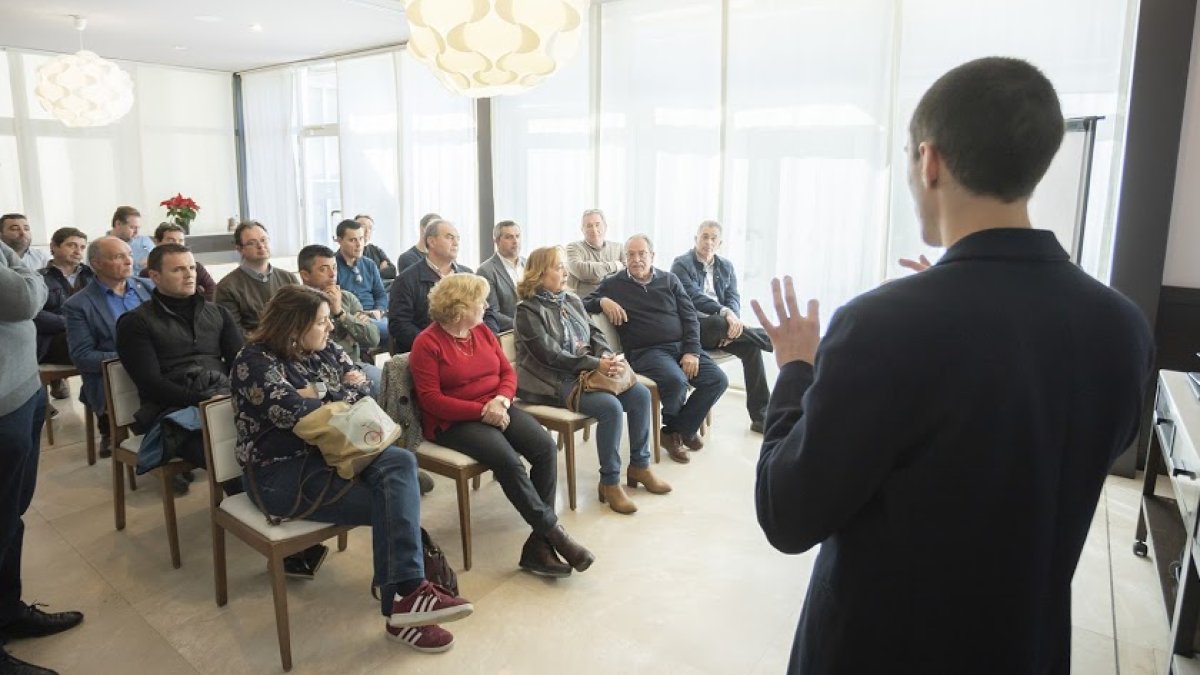 Jornada impartida recientemente en La Tejera dentro del proyecto \'Almanzora Eléctrico\'.