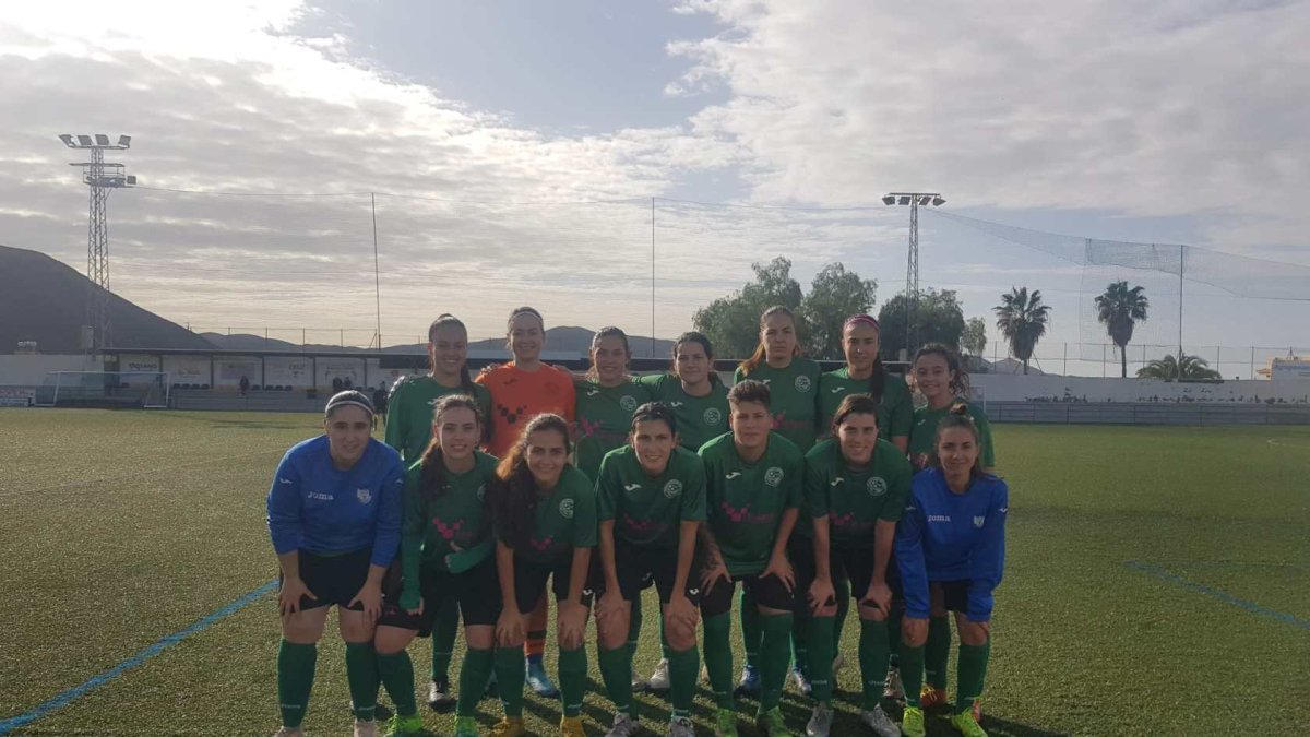 Las jugadoras ejidenses lo intentaron frente al líder.