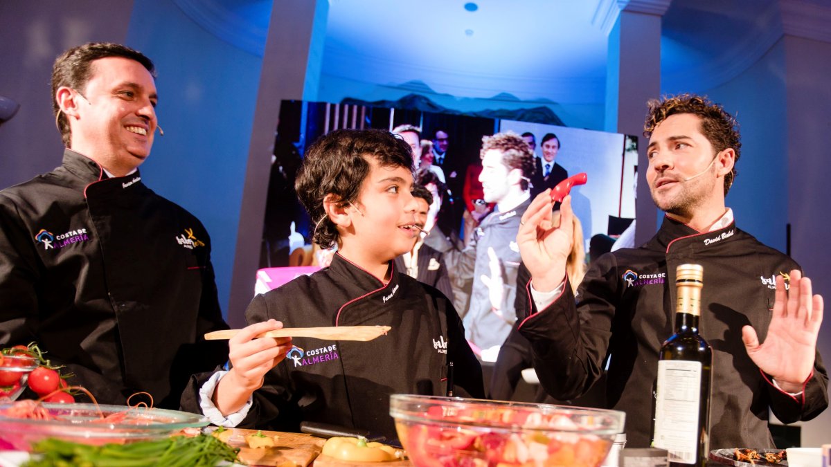 Javier A. García y David Bisbal durante un acto de la marca.