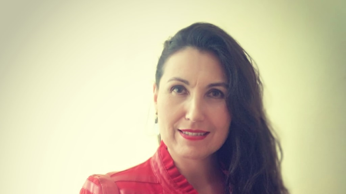 Loli Muñoz actúa este domingo en Tabernas.