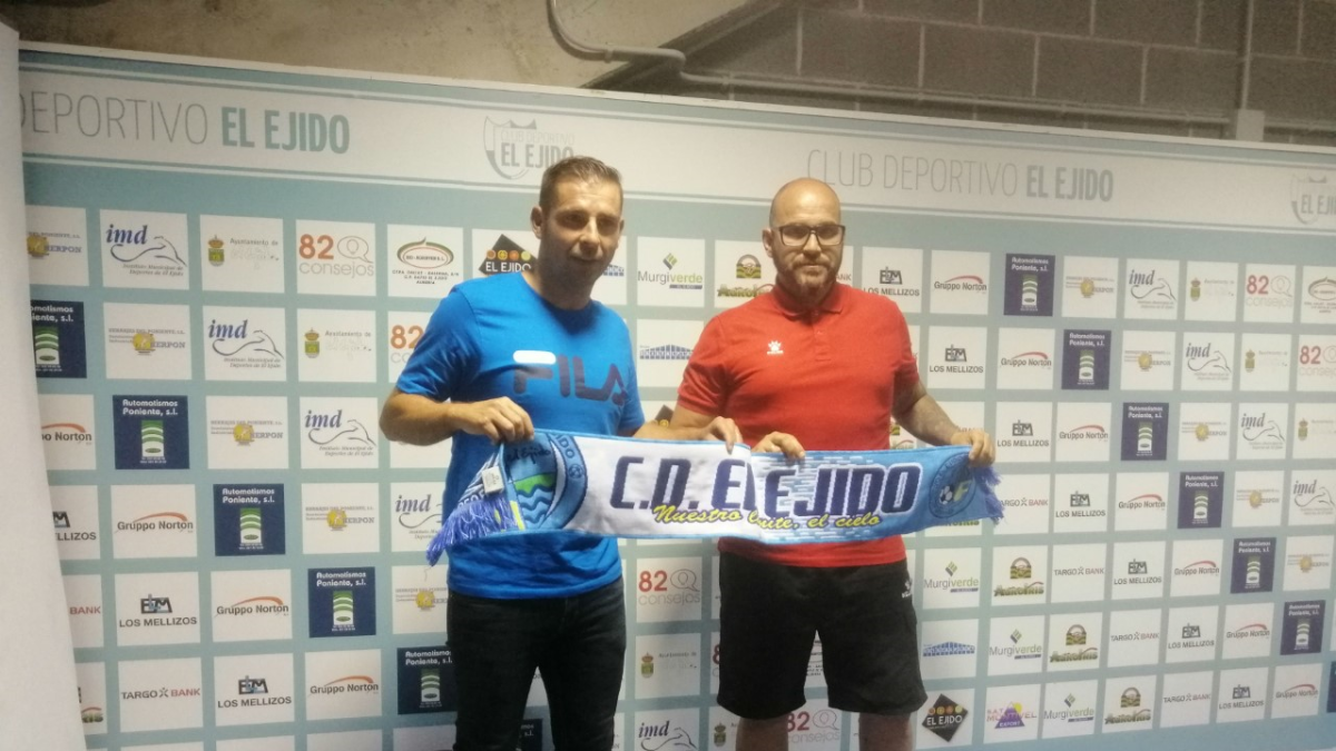 Miguel Brugarolas con Óscar García Poveda.