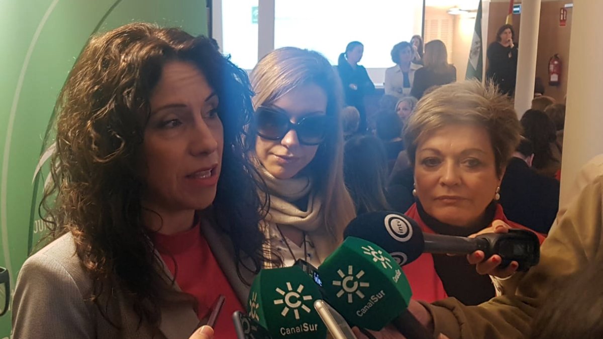 La consejera de Igualdad, Rocío Ruiz, en su última visita a la provincia. L