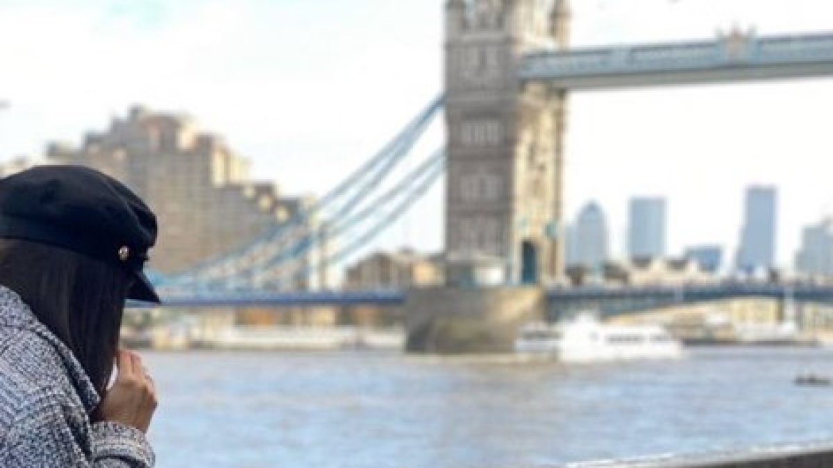 La bonita imagen de Lazo pidiendo matrimonio a Paola en Londres.