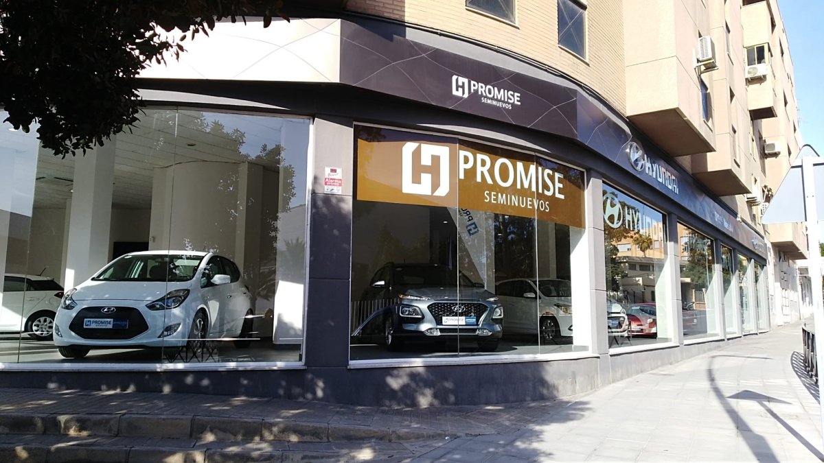 Instalaciones de Hyundai en Carretera de Ronda, 285.