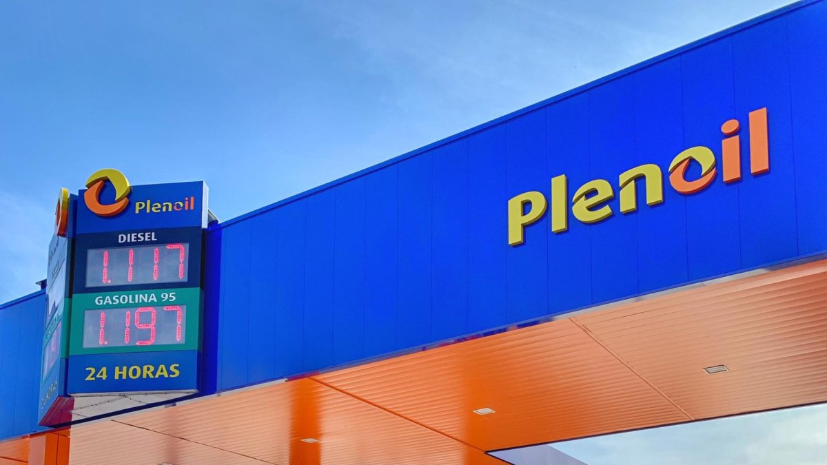 Gasolinera Plenoil de Vícar.