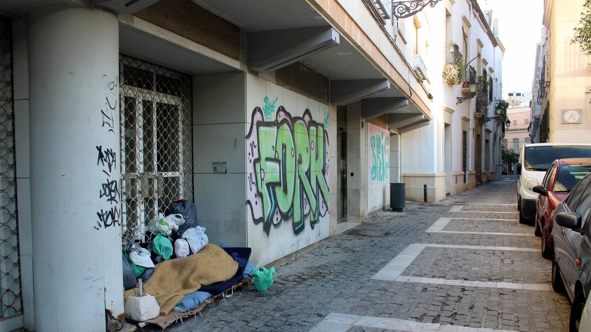 Imagen de uno de los sin hogar que pasa la Navidad en la calle.