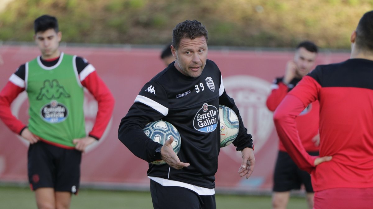 Curro Torres en su primera sesión con el CD Lugo.