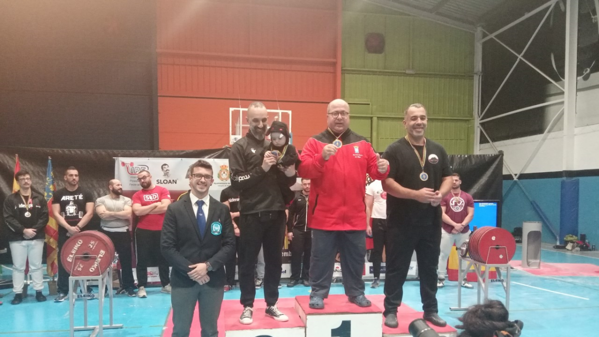 Vicente proclamado campeón de España.