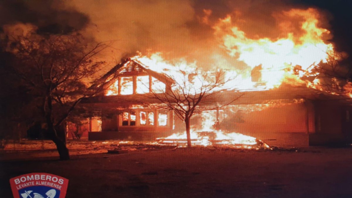 Incendio en la vivienda de Úrcal.