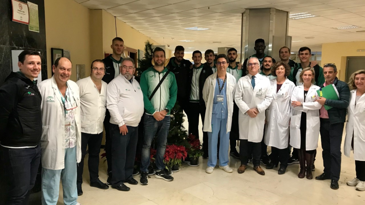 La plantilla del Unicaja Costa de Almería en Torrecárdenas.