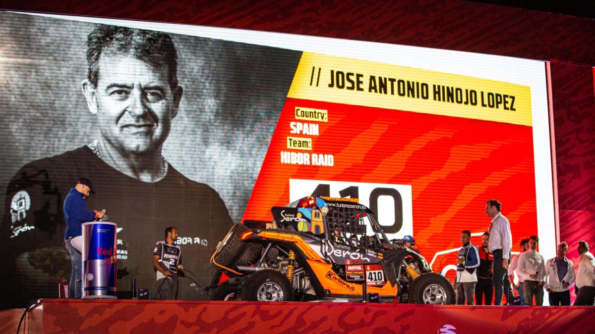 Hinojo y Ortega en la linea de salida