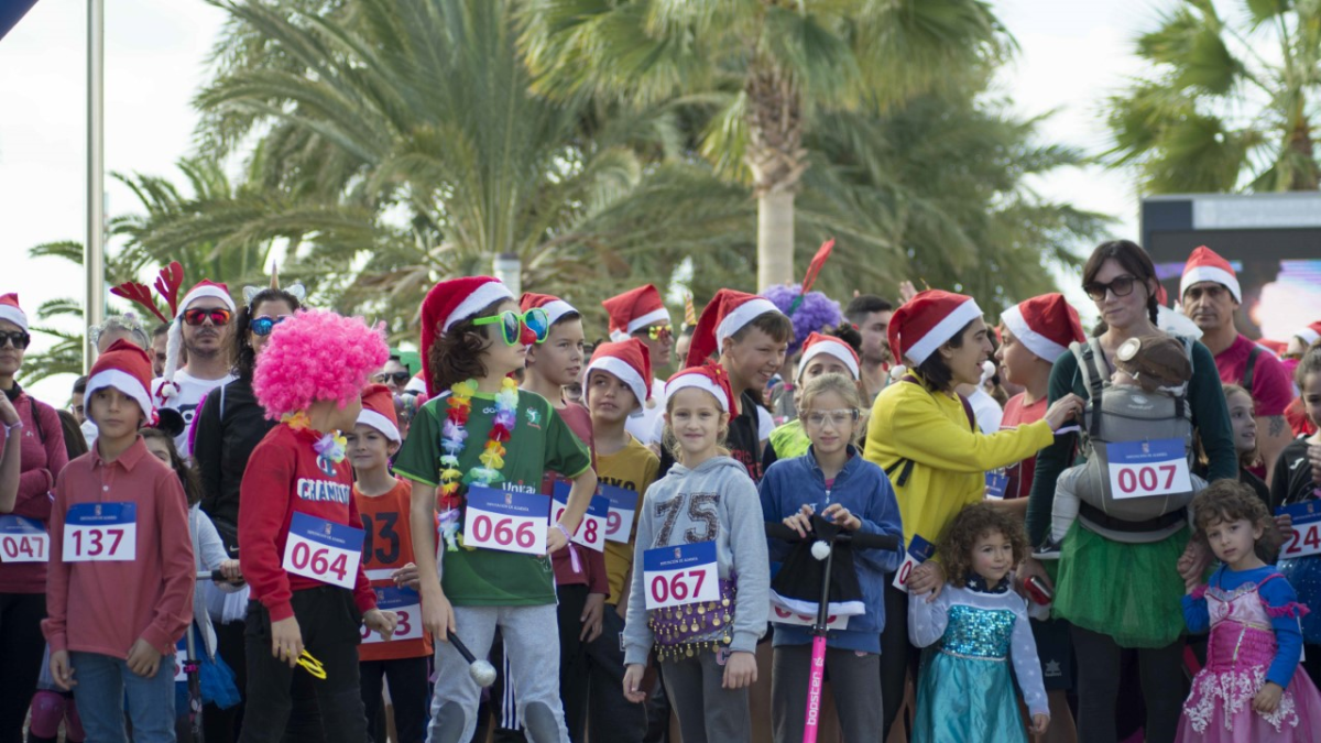 Los corredores bien disfrazados para la carrera.