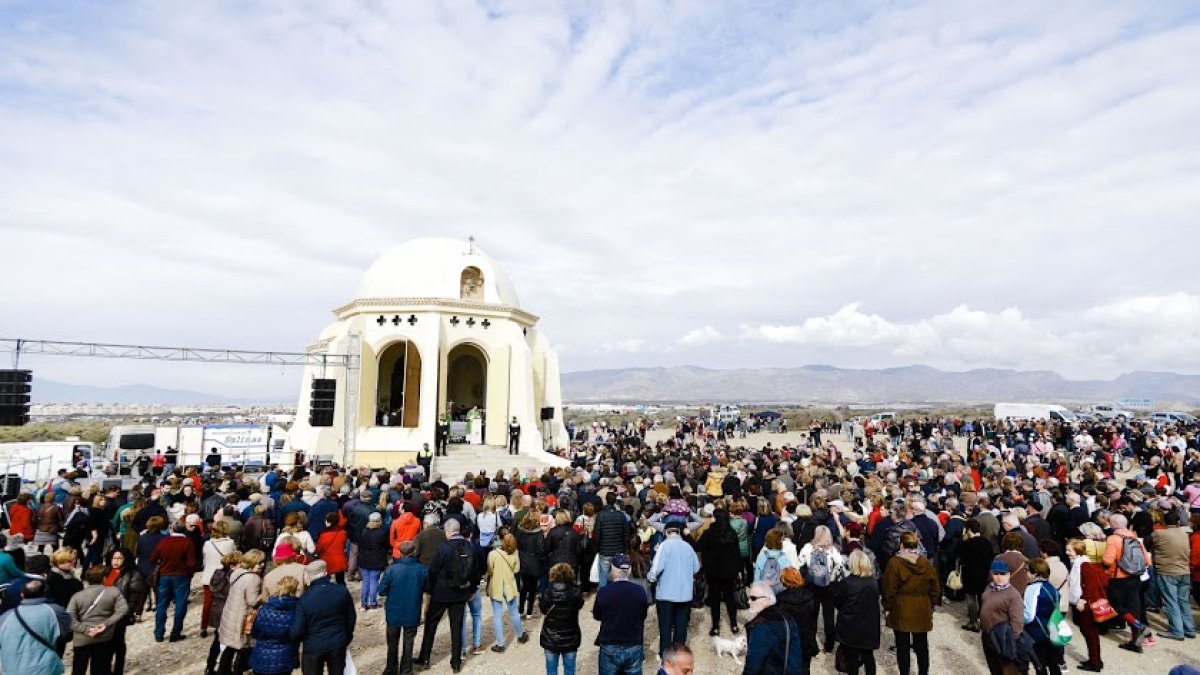 Torregarcía espera la llegada de los romeros a sus playas.