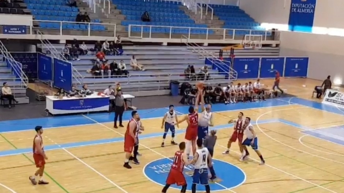 Buen partido de los rojillos ante su afición.
