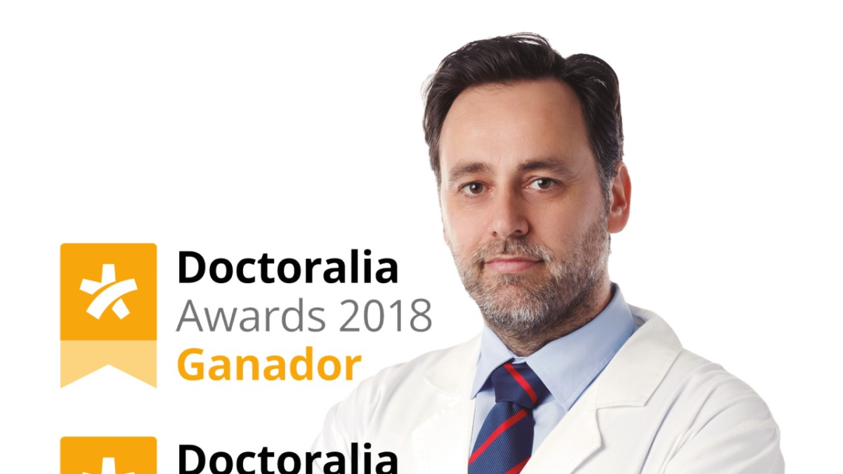 José Miguel García, cirujano plástico.